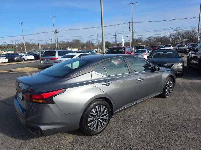 Used 2024 Nissan Altima 2.5 SV image 4