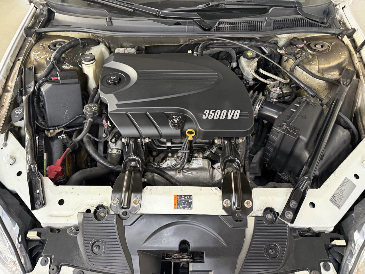 Used 2011 Chevrolet Impala LS image 7