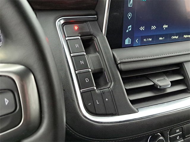 Used 2024 Chevrolet Suburban LT image 19
