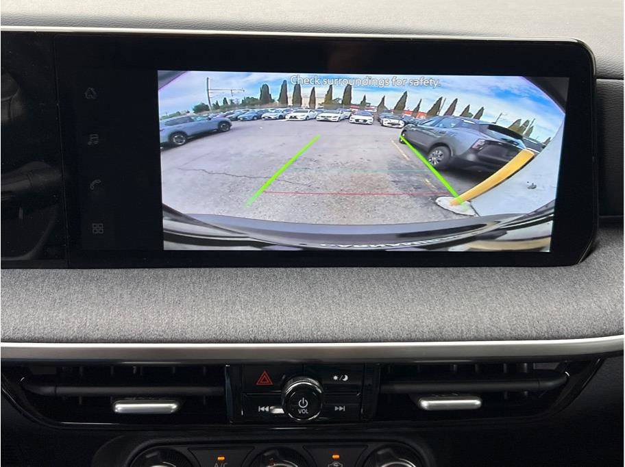 New 2026 Nissan Kicks S image 13