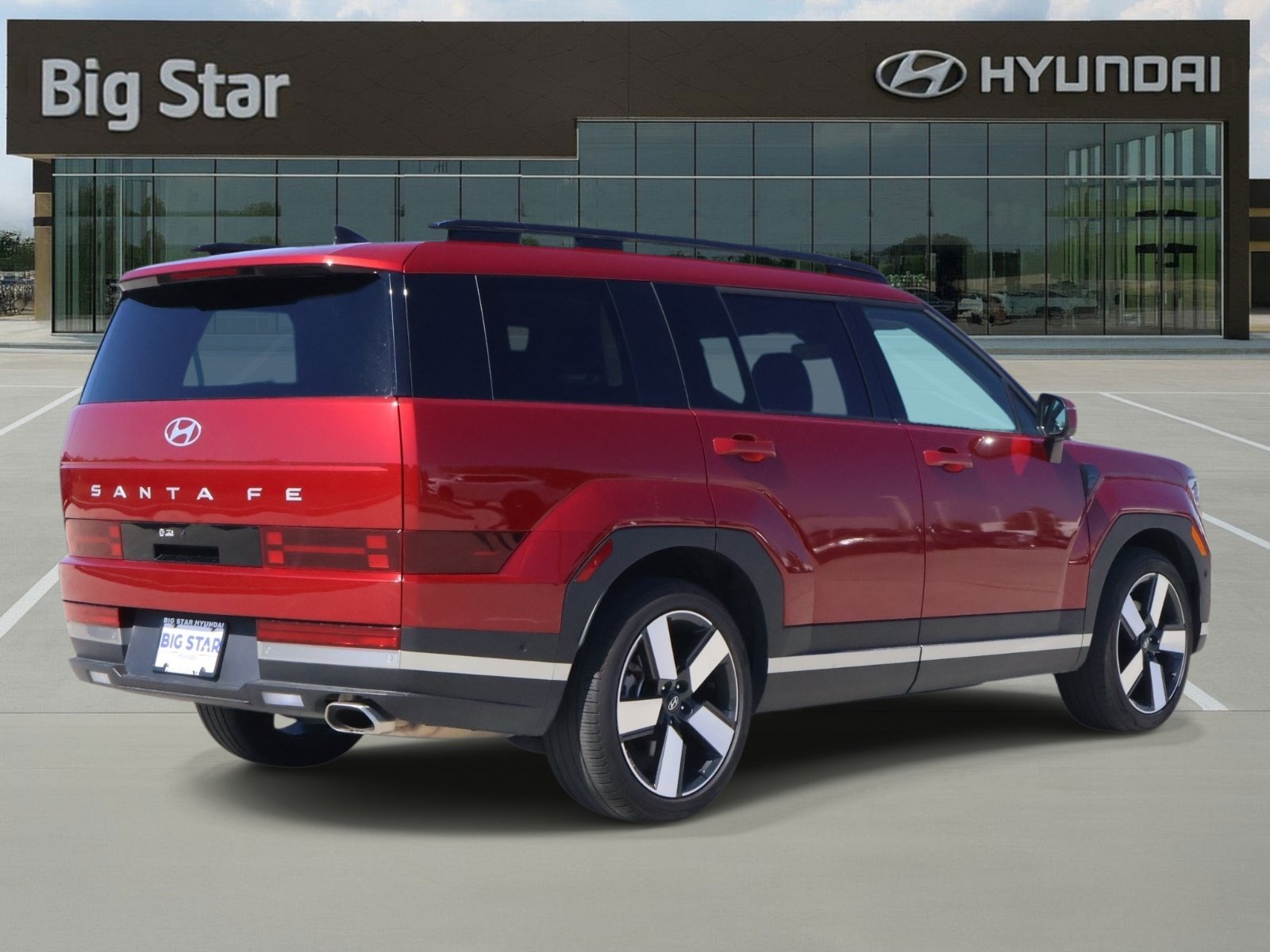 Used 2025 Hyundai Santa Fe Limited FWD image 4