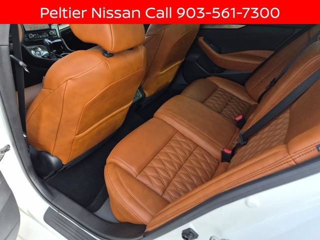 Certified 2020 Nissan Maxima Platinum w/ Reserve Package FWD image 24
