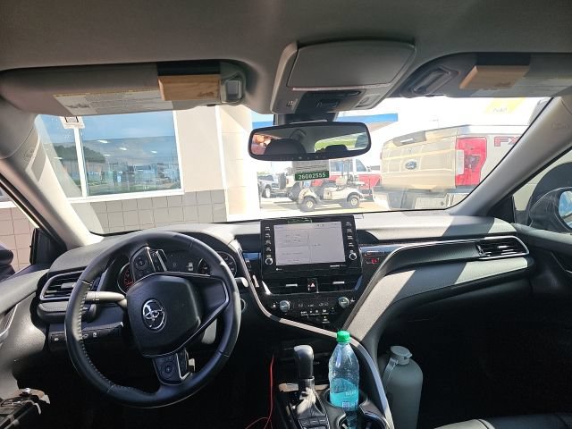 Used 2023 Toyota Camry XSE FWD image 14