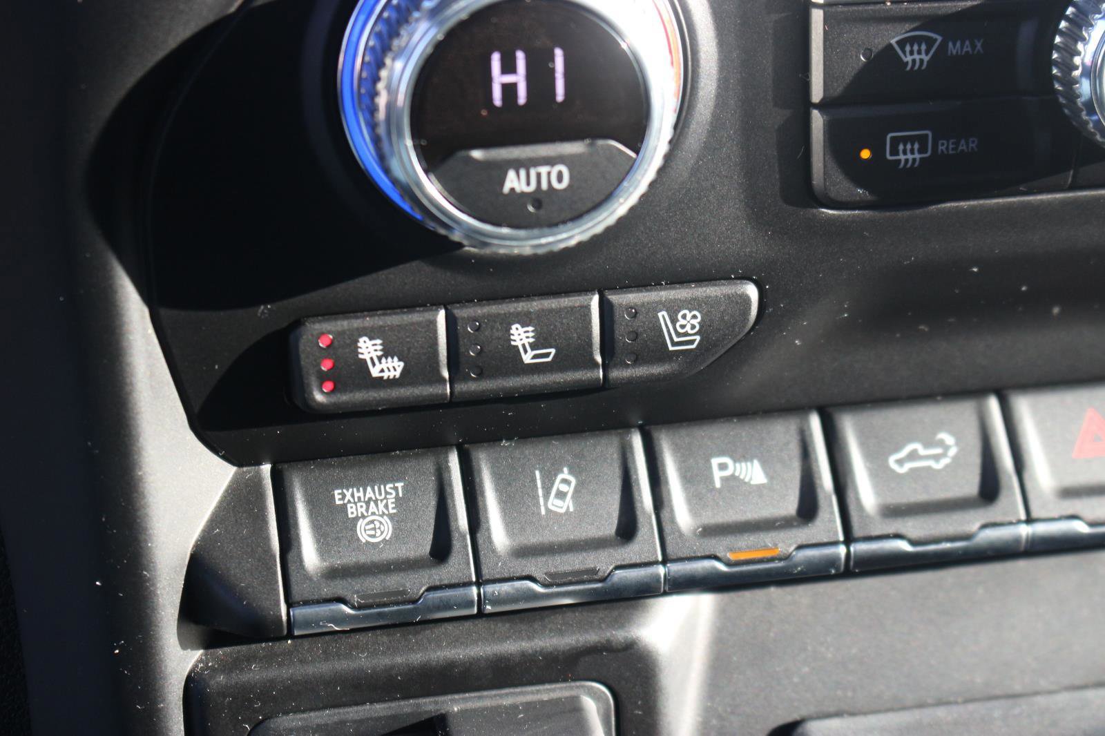 Used 2023 GMC Sierra 2500 Denali w/ Denali Ultimate Package image 26