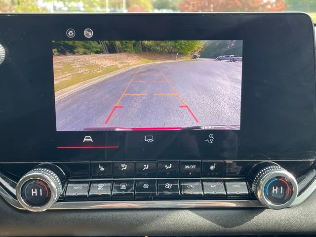 Used 2024 GMC Canyon Elevation w/ Convenience Package image 13