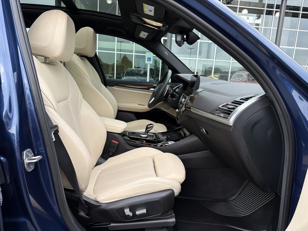 Used 2023 BMW X3 xDrive30i w/ Premium Package AWD/4WD image 18