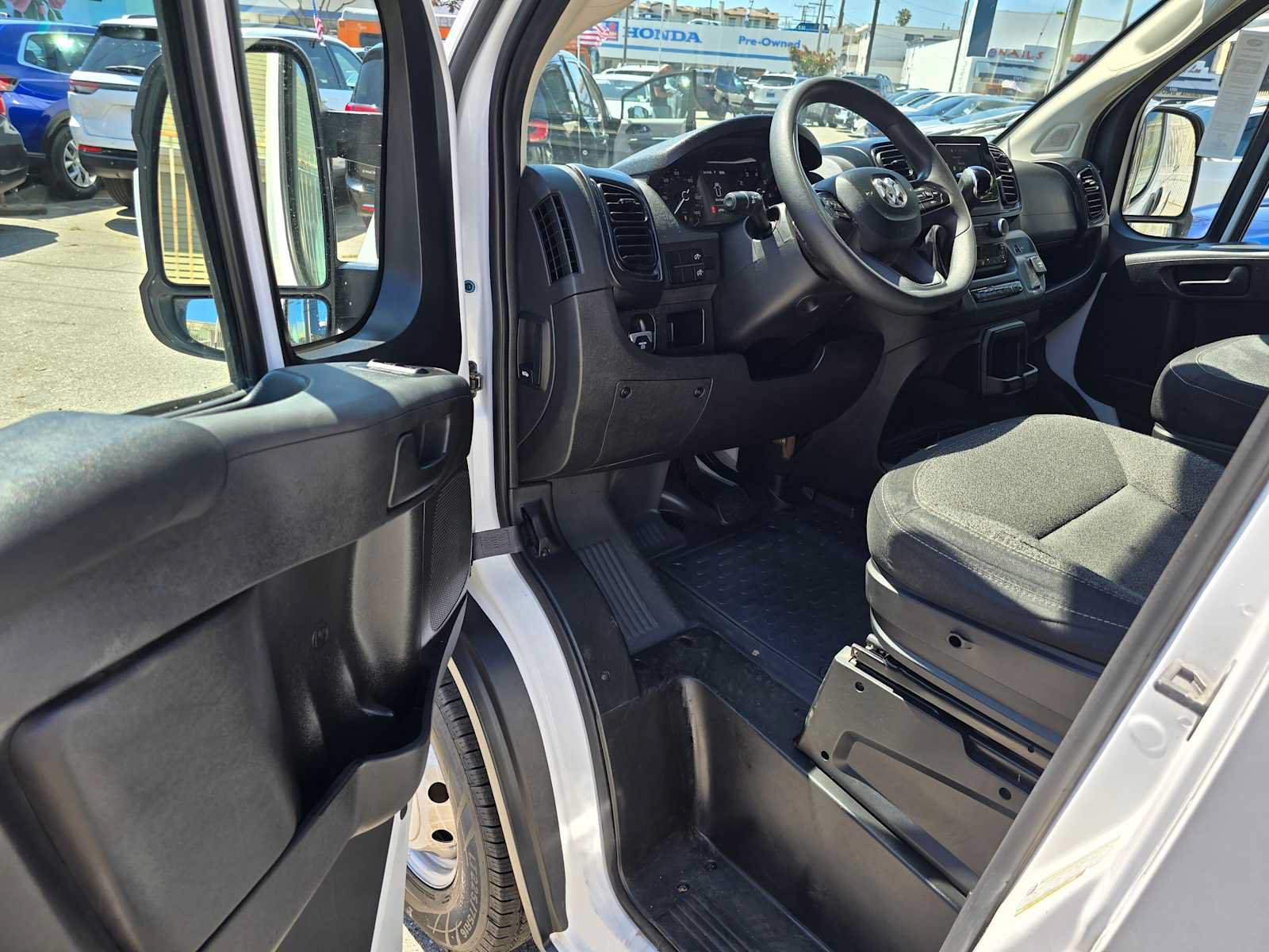 Used 2023 RAM ProMaster 2500 FWD image 20
