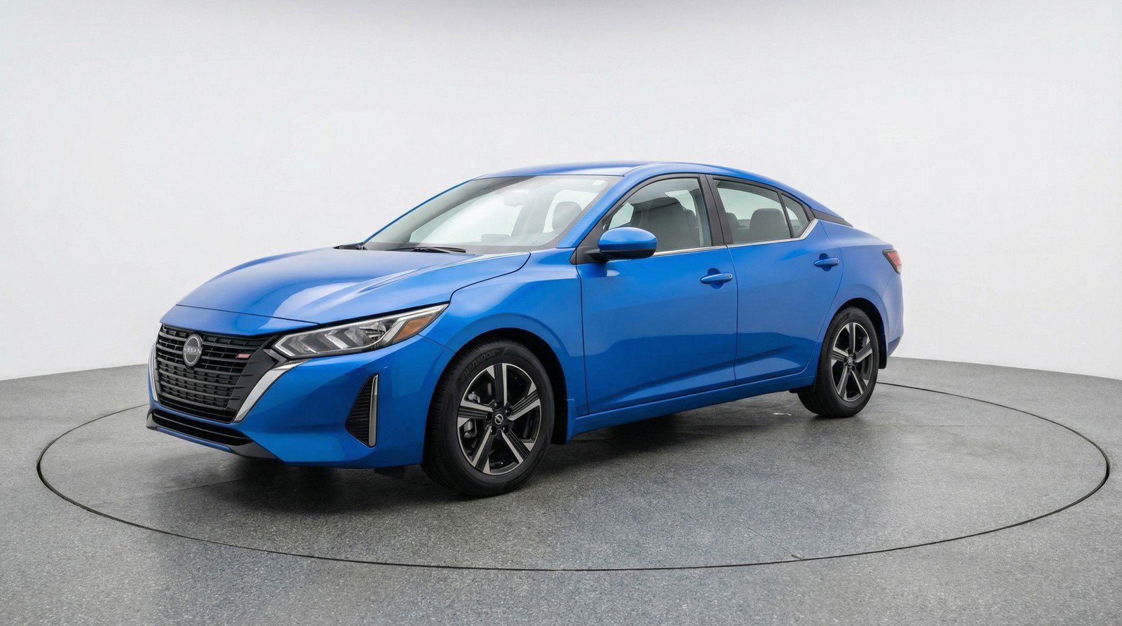 Used 2025 Nissan Sentra SV image 3