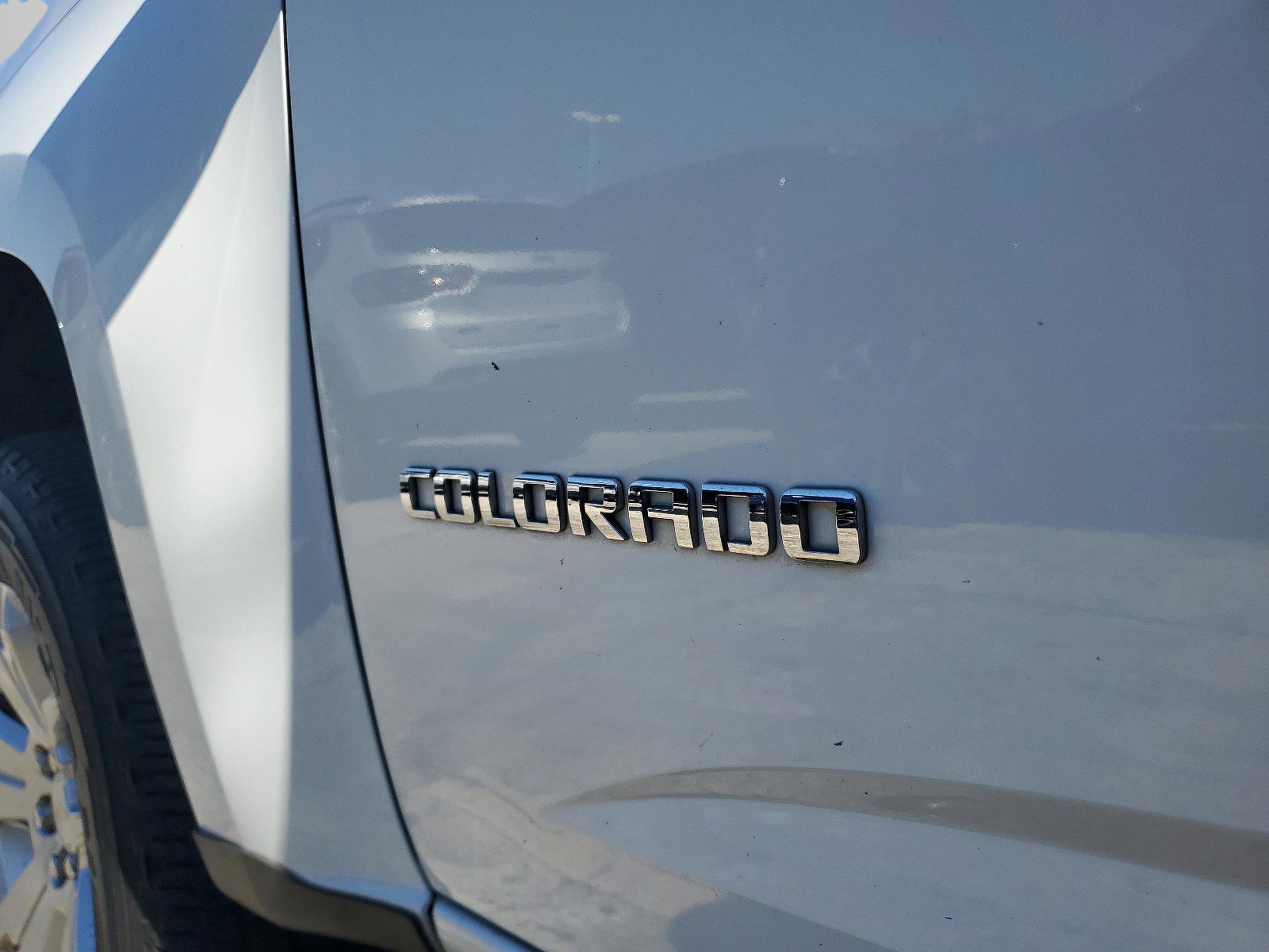 Used 2016 Chevrolet Colorado LT w/ LT Convenience Package image 7