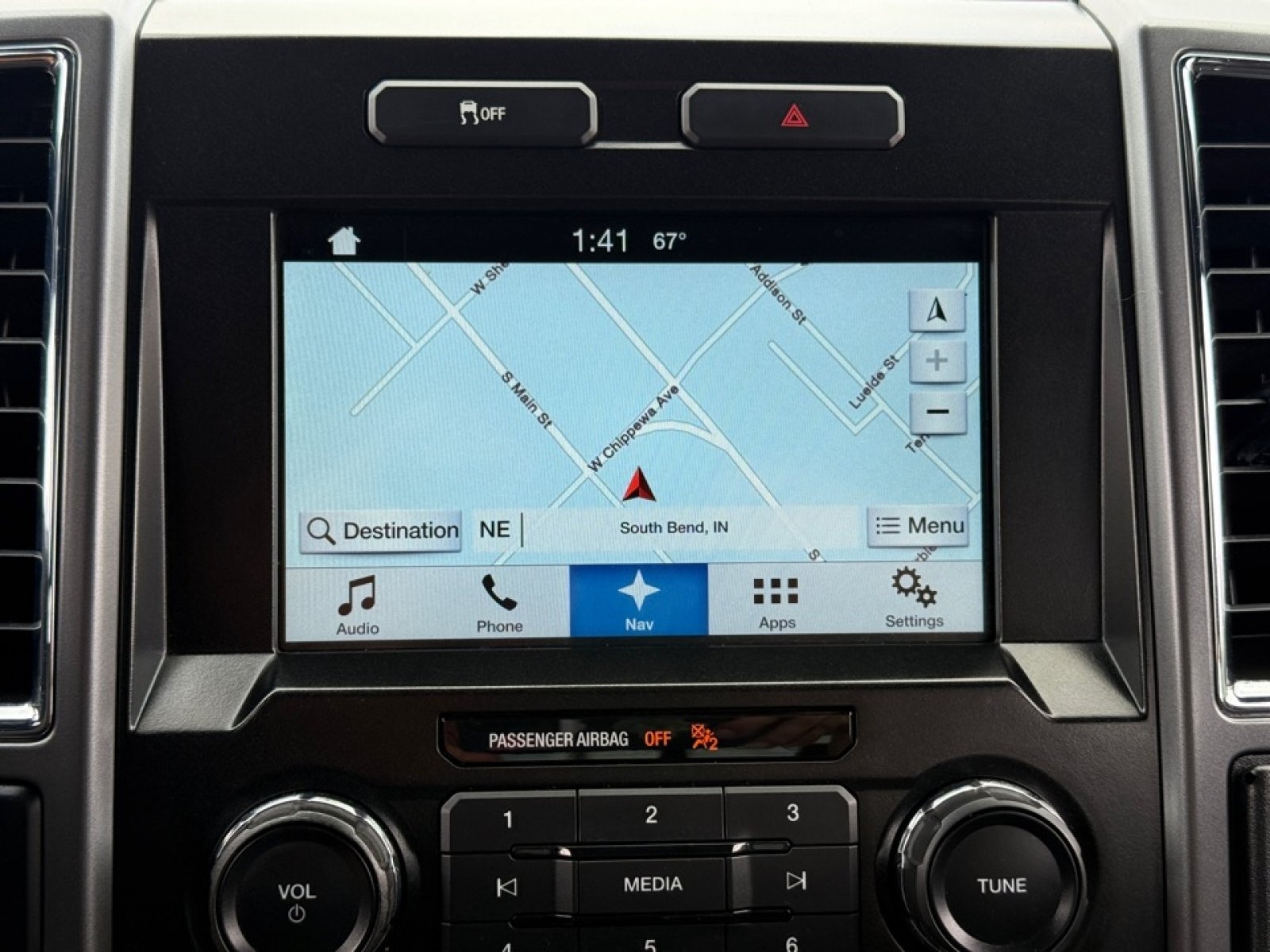 Used 2016 Ford F150 XLT w/ Equipment Group 302A Luxury AWD/4WD image 14