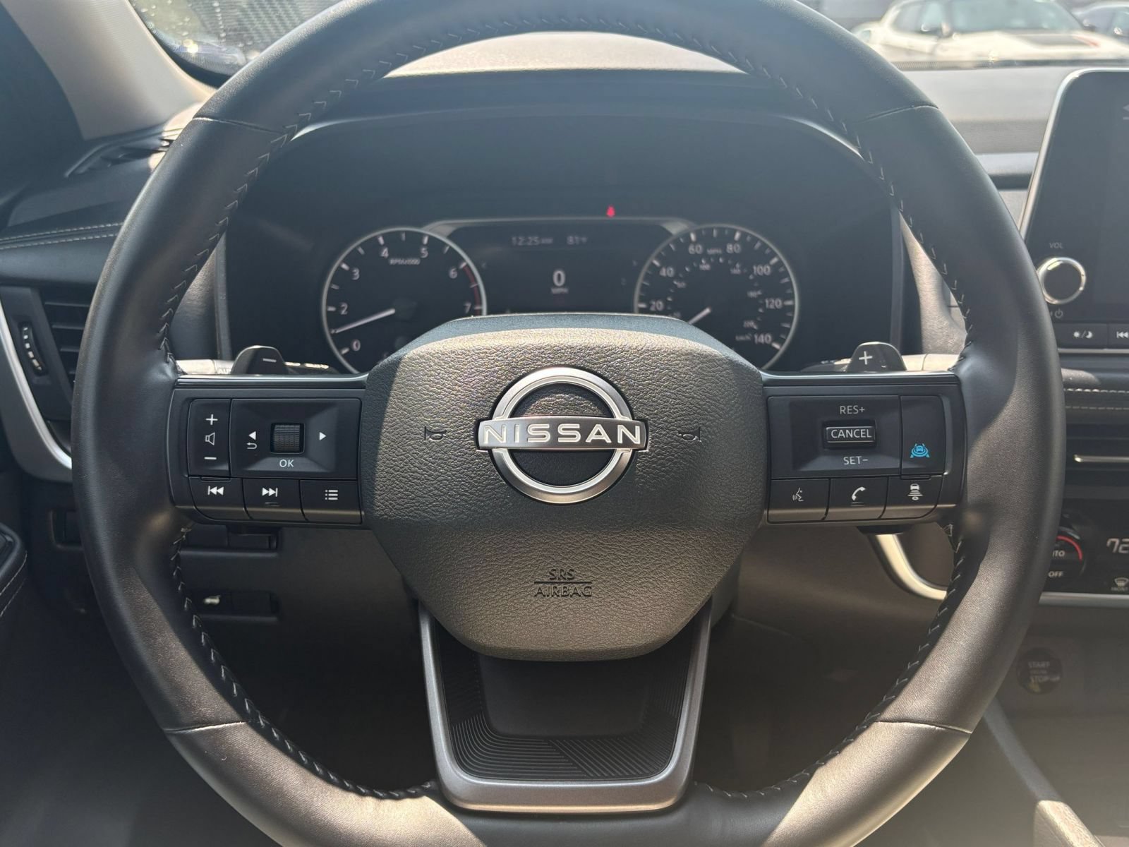 Used 2025 Nissan Rogue SV AWD/4WD image 27