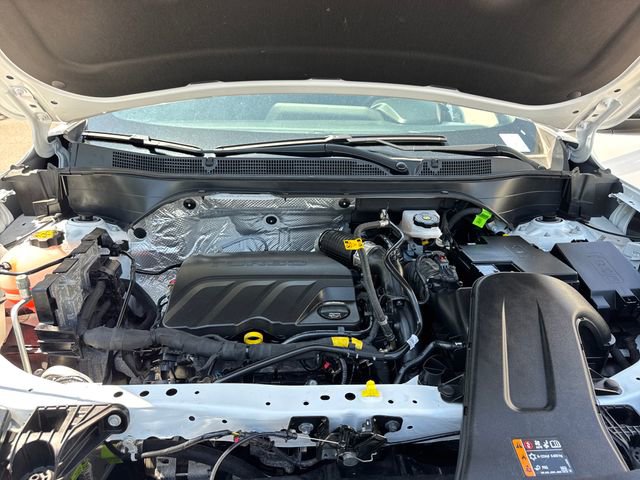 Used 2025 Chevrolet Trax RS image 24