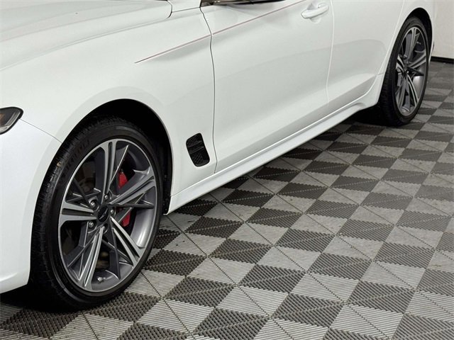 Used 2025 Genesis G70 2.5T w/ Sport Prestige Package image 13