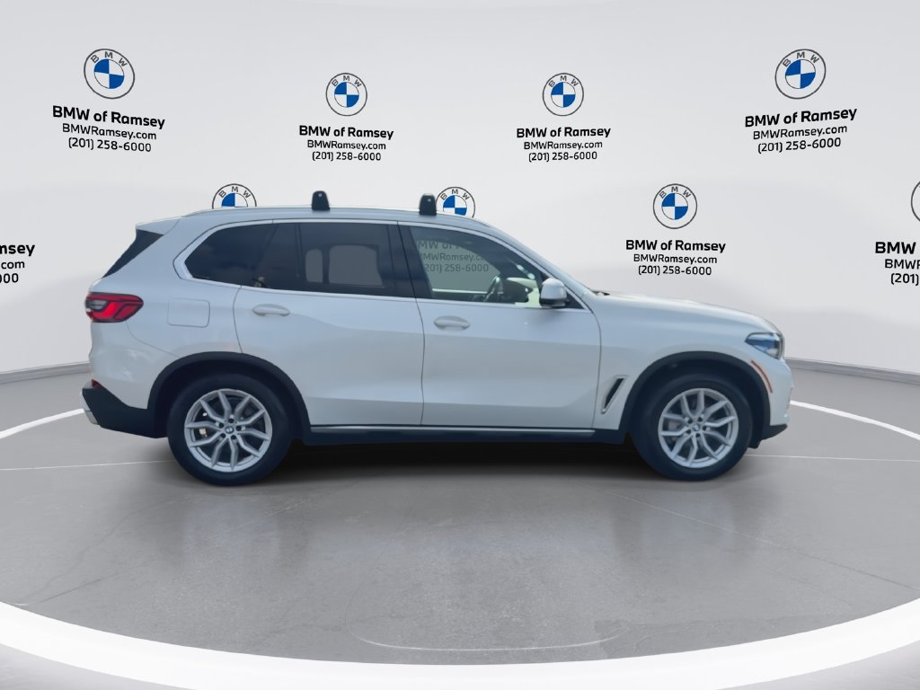 Used 2019 BMW X5 xDrive40i w/ Convenience Package AWD/4WD image 9