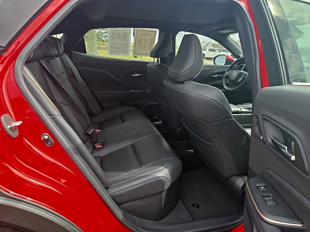 Used 2023 Toyota Crown Platinum image 13