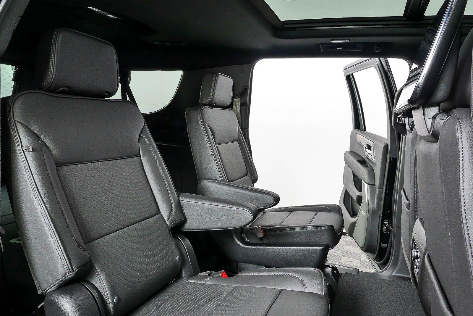 New 2026 GMC Yukon XL Denali w/ Denali Reserve Package AWD/4WD image 23