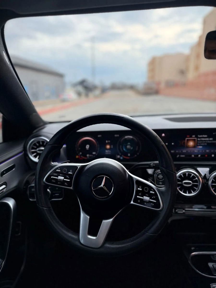 Used 2021 Mercedes-Benz CLA 250 image 27