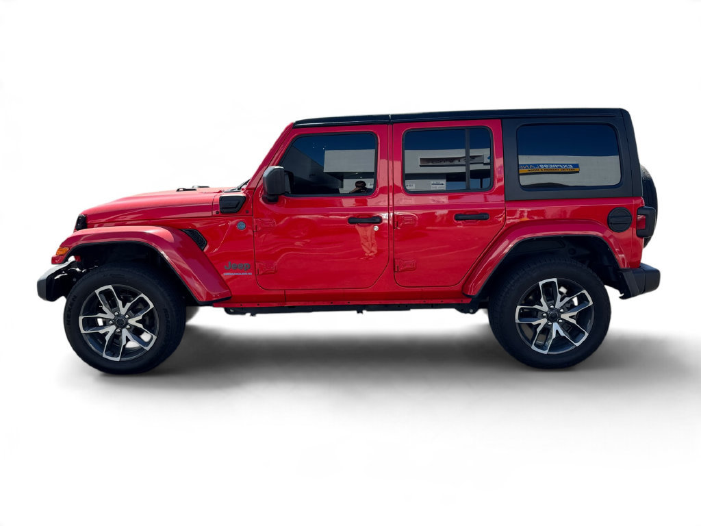 Used 2024 Jeep Wrangler Unlimited AWD/4WD image 2