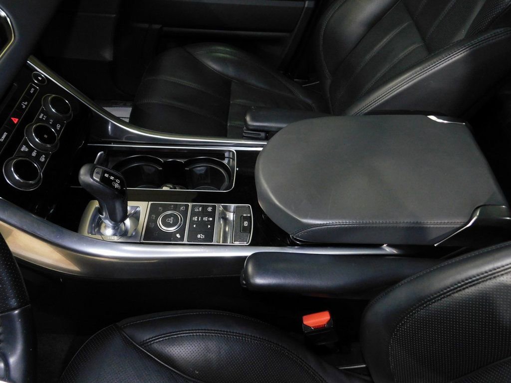 Used 2014 Land Rover Range Rover Sport HSE image 36