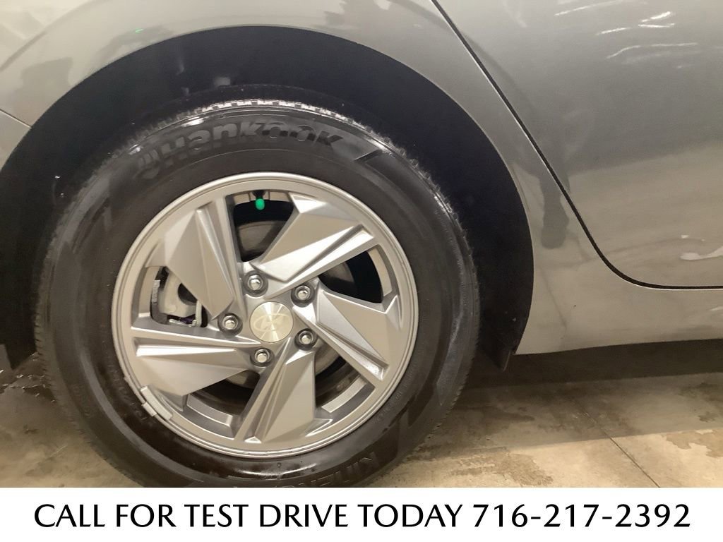 Used 2024 Hyundai Elantra SE FWD image 20