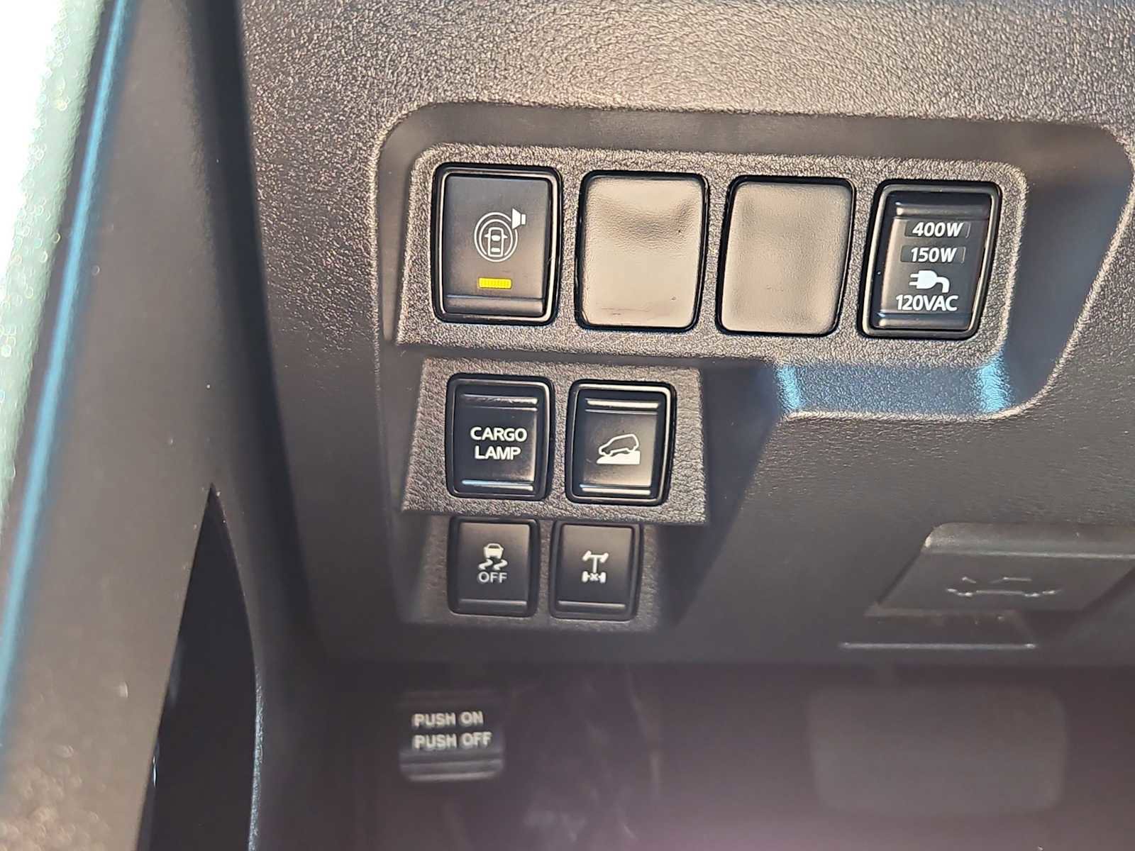 Used 2022 Nissan Frontier PRO-4X w/ Pro-4X Premium Package AWD/4WD image 17