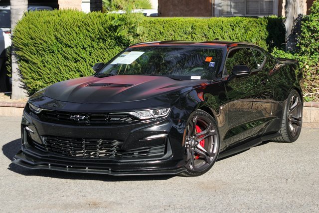 Used 2020 Chevrolet Camaro SS image 4