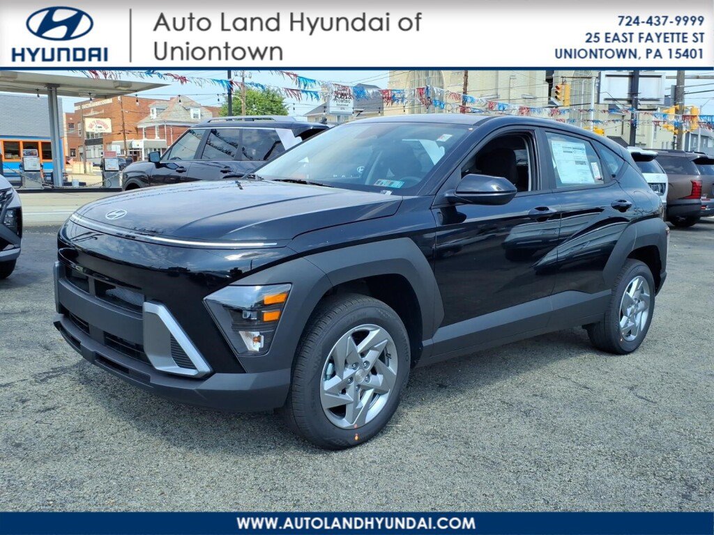 New 2027 Hyundai Kona SE AWD/4WD image 1