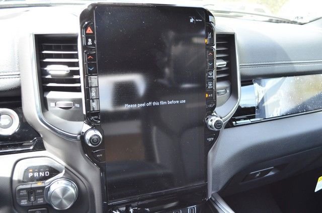 New 2026 RAM 1500 Laramie AWD/4WD image 26