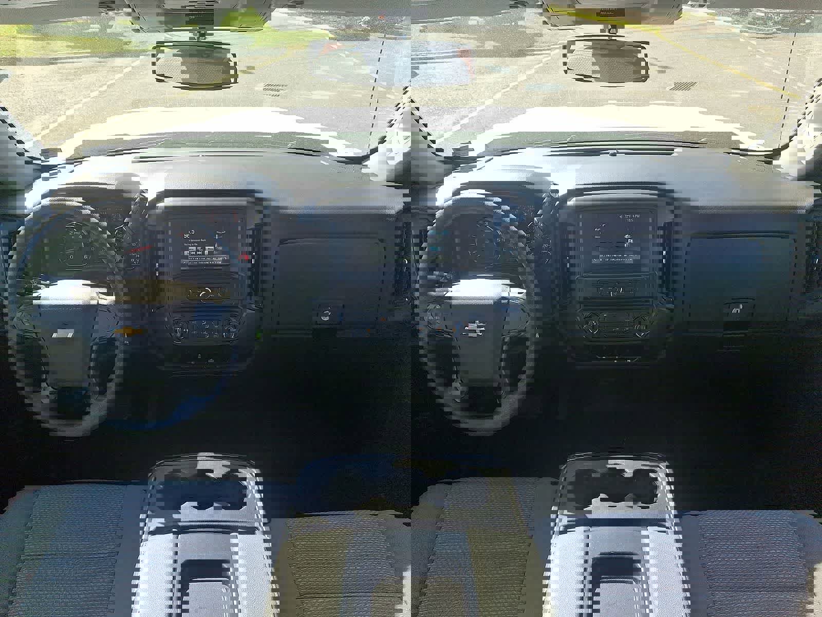 Used 2018 Chevrolet Silverado 1500 W/T w/ Trailering Package image 10