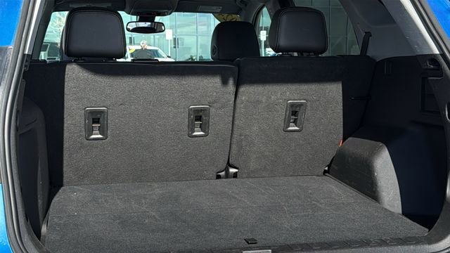 Used 2024 GMC Terrain SLT image 27