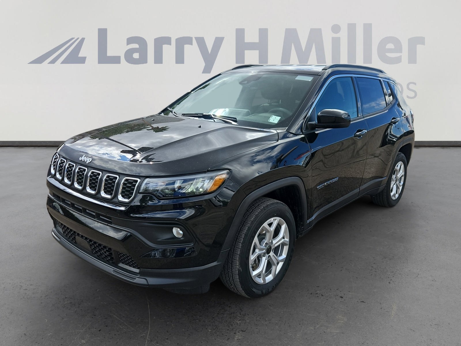 Used 2025 Jeep Compass Latitude