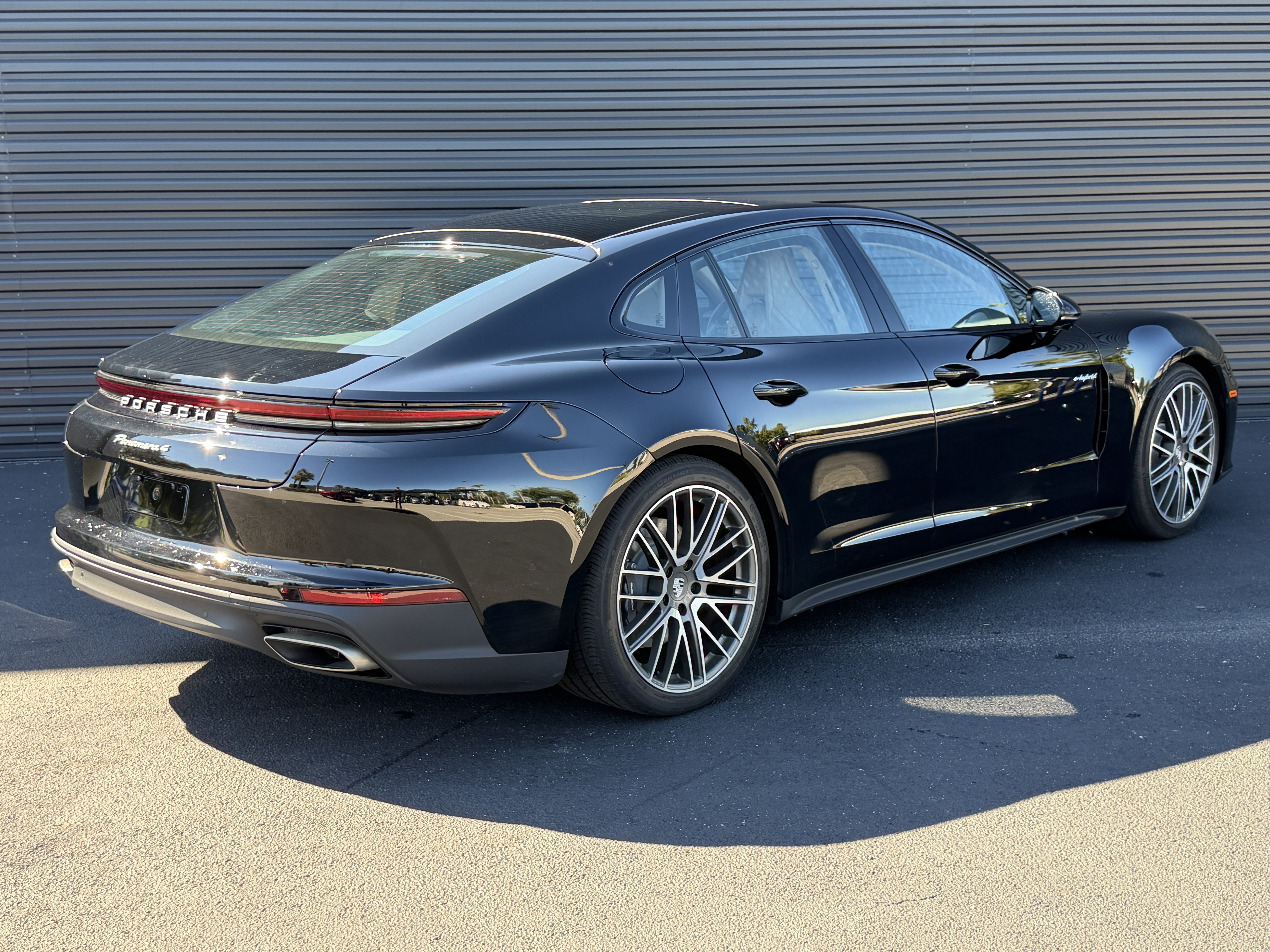 Certified 2026 Porsche Panamera 4 E-Hybrid AWD/4WD image 12