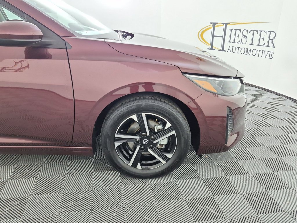 Used 2025 Nissan Sentra SV FWD image 11