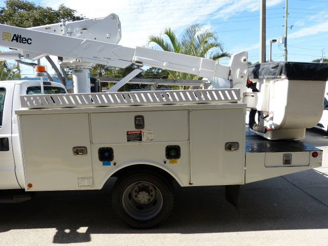 Used 2016 Ford F550 4x4 Regular Cab Super Duty image 13