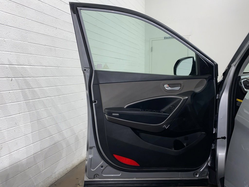 Used 2014 Hyundai Santa Fe Limited image 9