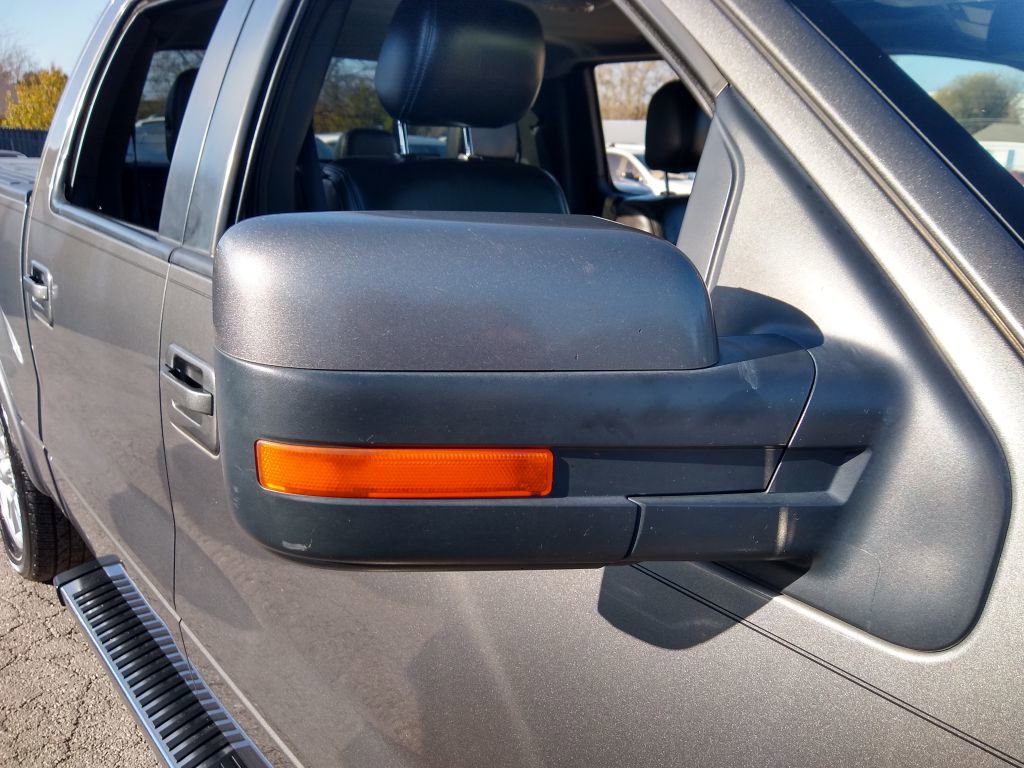 Used 2013 Ford F150 Lariat w/ Luxury Equipment Group image 4