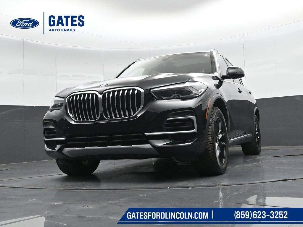 Used 2022 BMW X5 xDrive40i w/ Premium Package AWD/4WD image 45