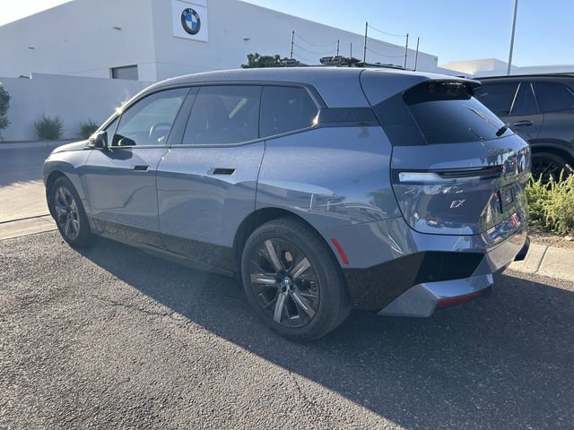 Used 2024 BMW iX xDrive50 w/ Premium Package AWD/4WD image 3