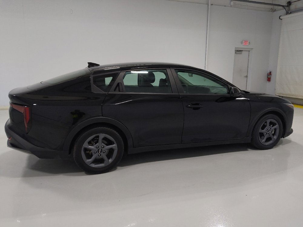Used 2025 Kia K4 LXS image 10