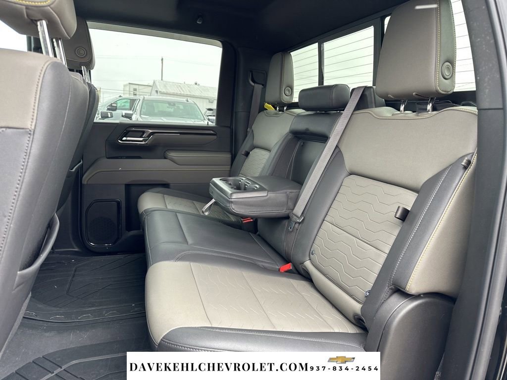 Used 2024 Chevrolet Silverado 2500 ZR2 w/ Technology Package image 19