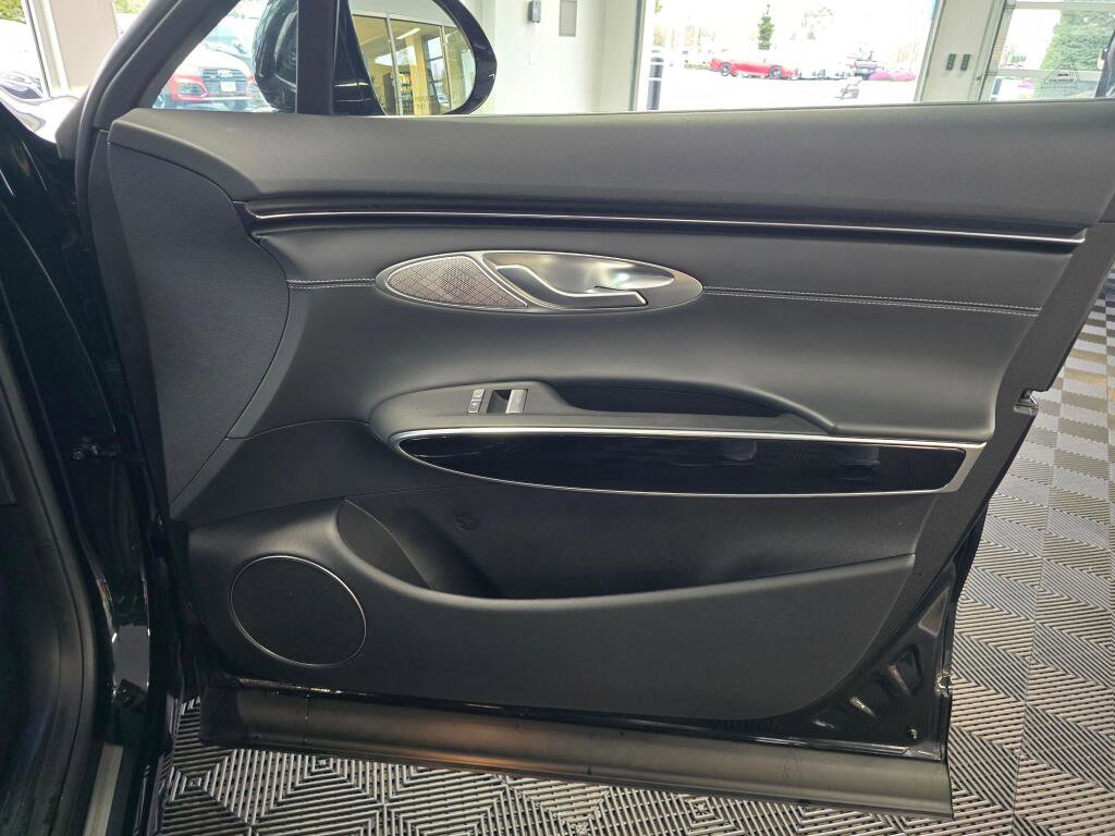 Used 2025 Genesis GV70 2.5T image 44