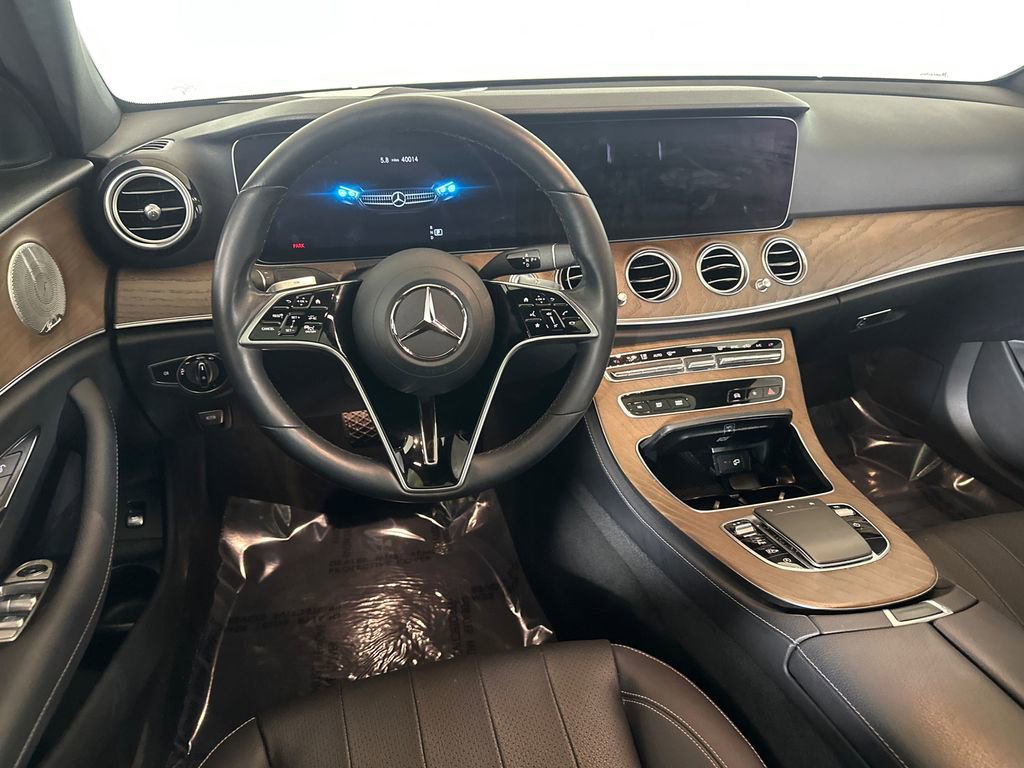 Used 2022 Mercedes-Benz E 350 Sedan image 25