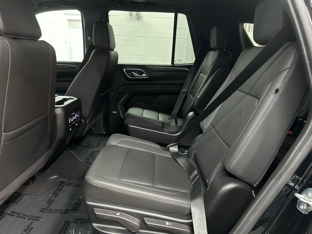 Used 2024 Chevrolet Tahoe LT w/ LT Signature Package image 32