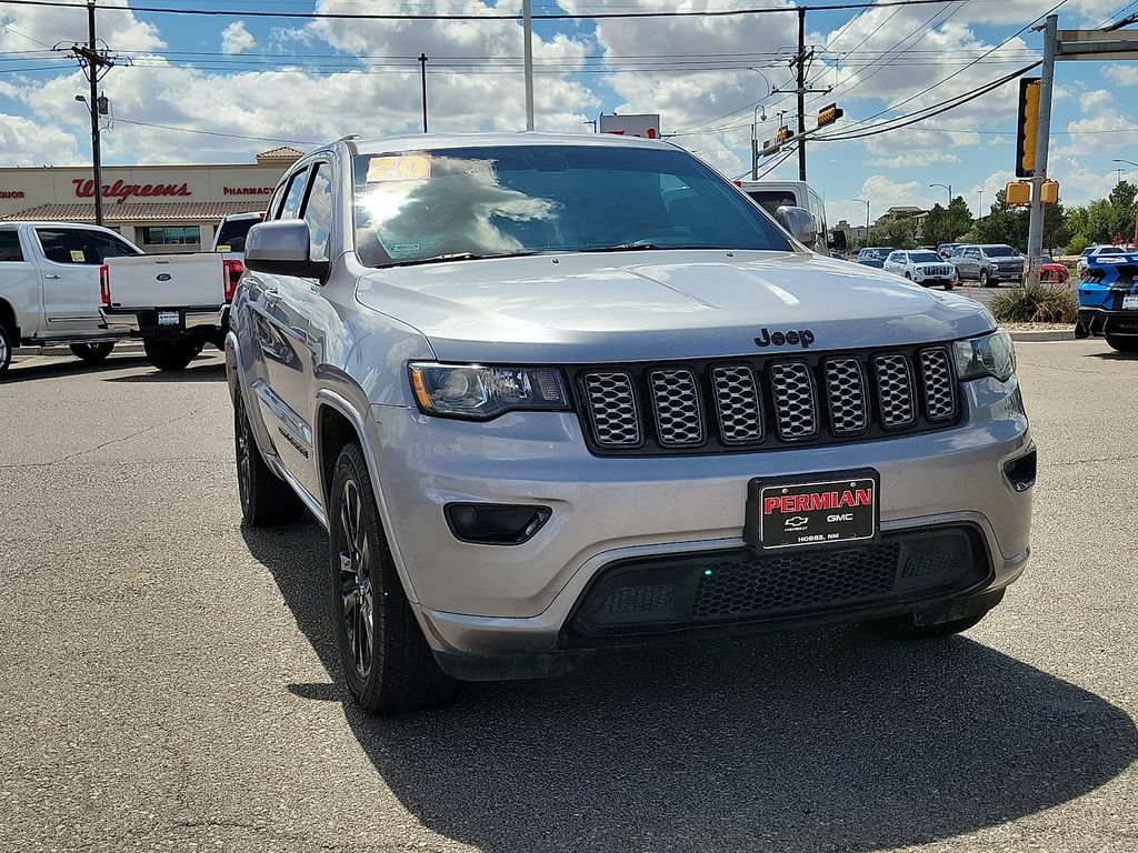 Used 2020 Jeep Grand Cherokee Altitude RWD image 2