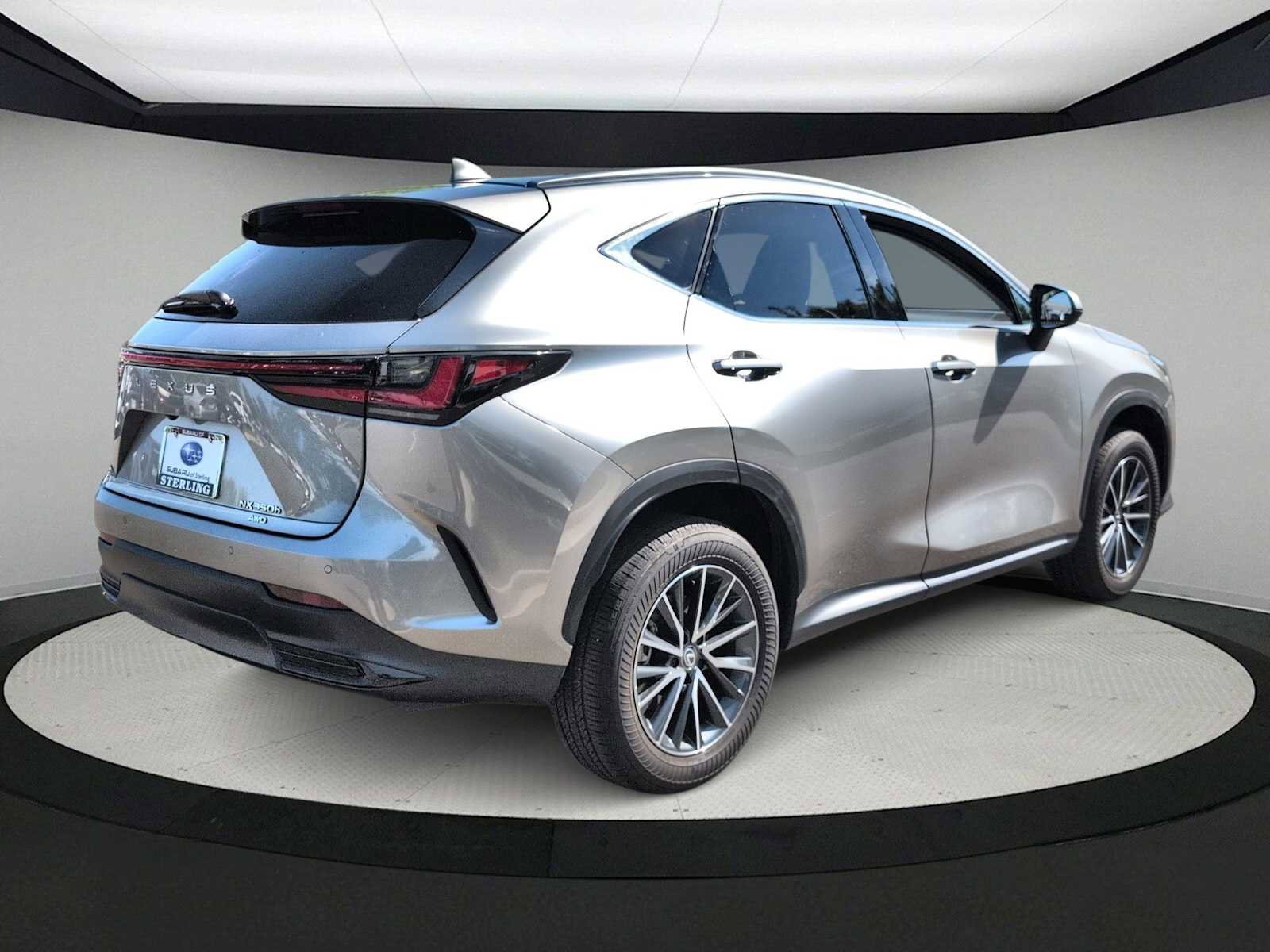 Used 2025 Lexus NX 350h AWD w/ Accessory Package (2T) image 8