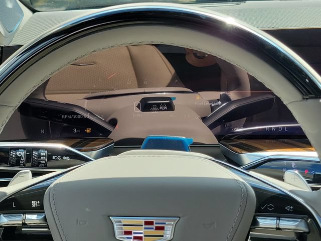 New 2026 Cadillac Escalade Platinum Sport w/ LPO, ONYX Package AWD/4WD image 13