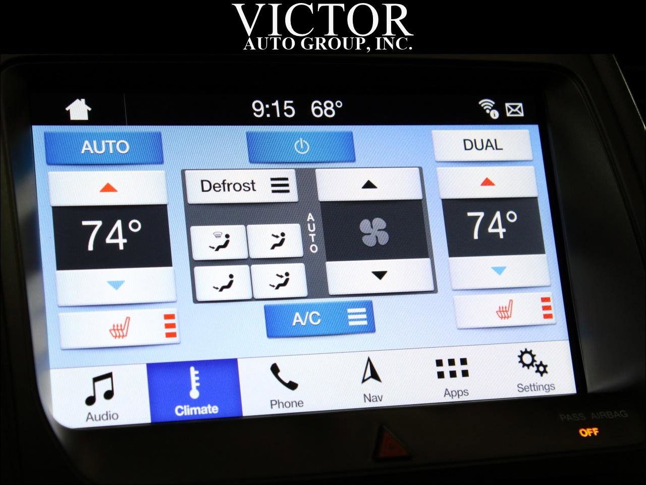 Used 2019 Ford Taurus SEL w/ Equipment Group 201A image 24