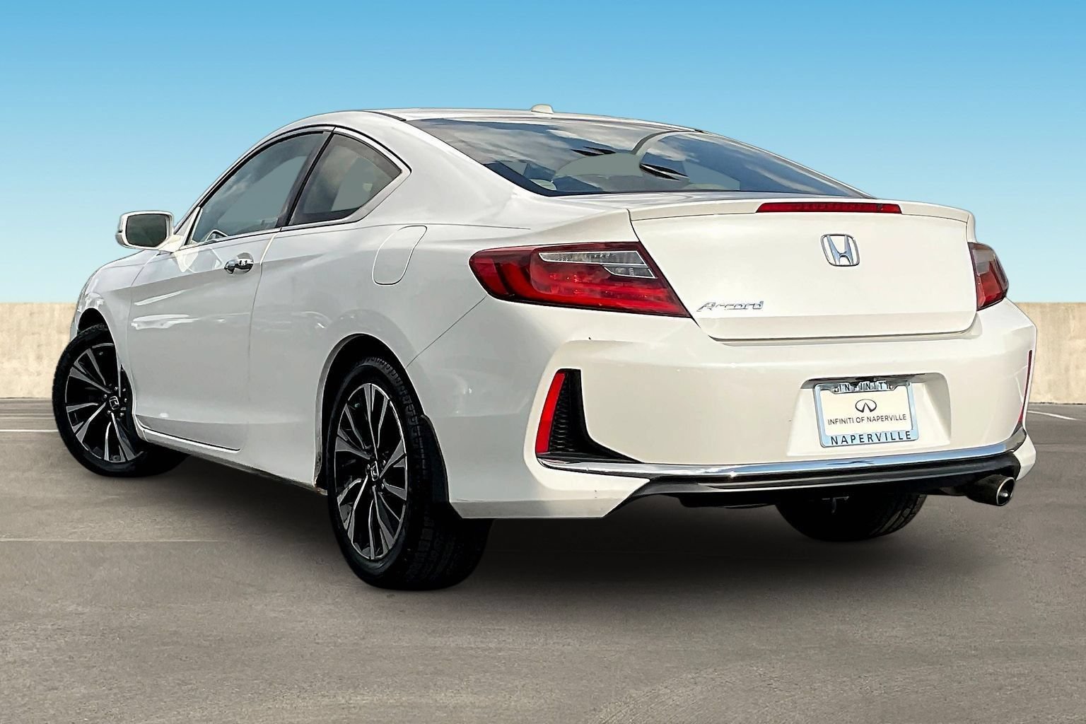 Used 2017 Honda Accord EX-L image 4