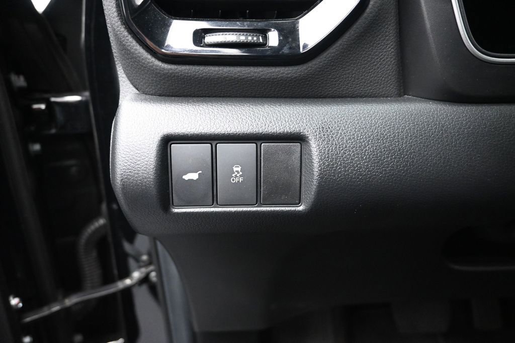 Used 2025 Honda Pilot EX-L image 12