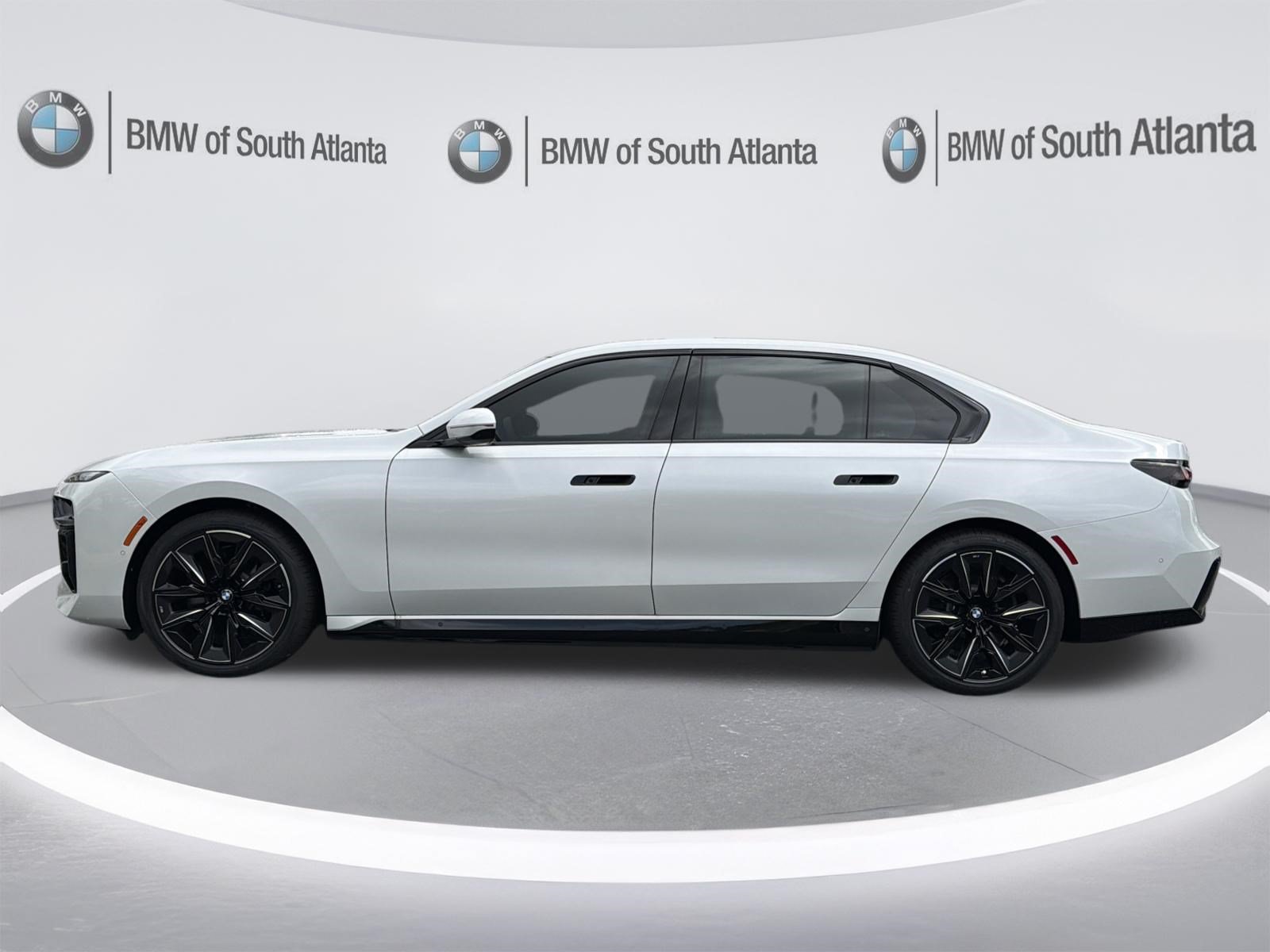 New 2026 BMW i7 xDrive60 w/ Executive Package AWD/4WD image 21